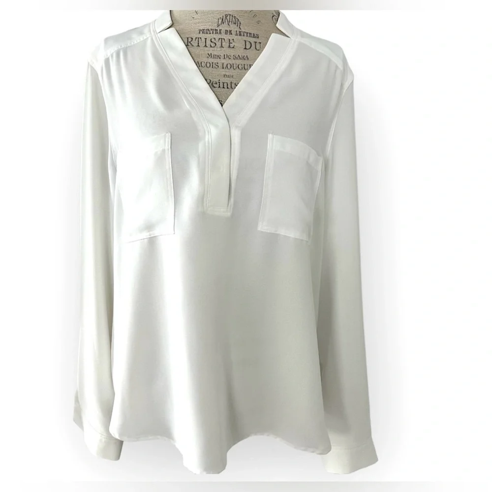 NWT Nine West off white luxurious blouse - Picture 2 of 5